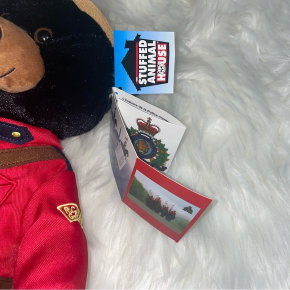 Canadian bear stuffed animal - Picture 4 of 5